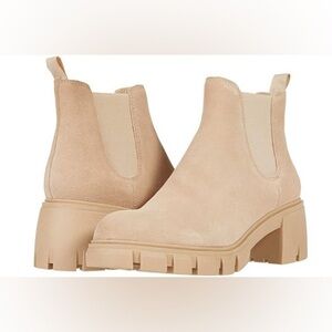 Steve Madden Hayle Sand Suede Beige Chelsea Lug Ankle Booties